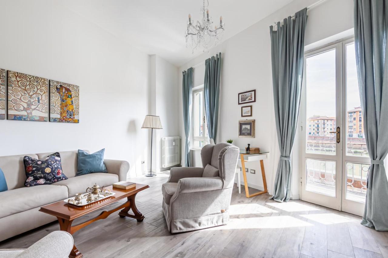Lungarno Elegant Apartment With Panoramic Balcony Piza Zewnętrze zdjęcie